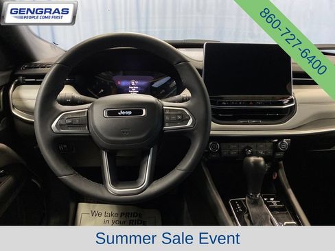 Certified 2025 Jeep Compass Limited AWD/4WD image 31