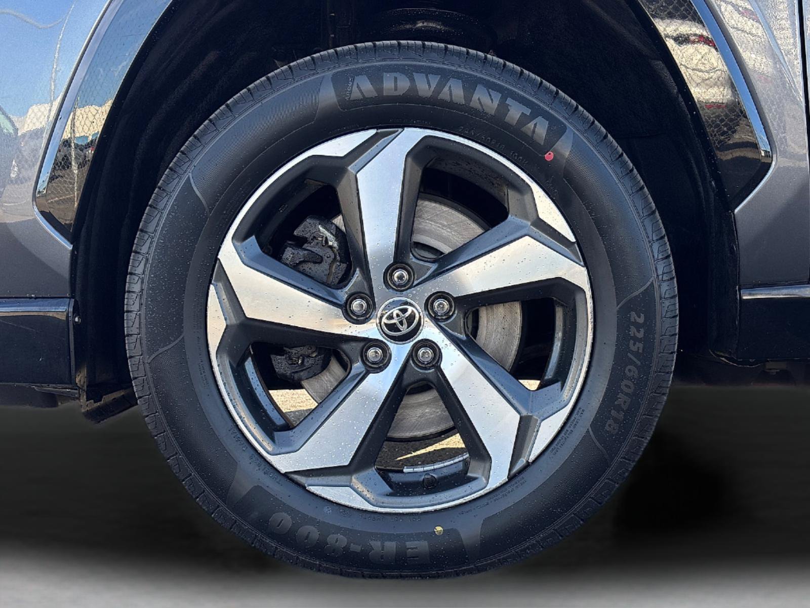 Used 2023 Toyota RAV4 SE AWD/4WD image 12