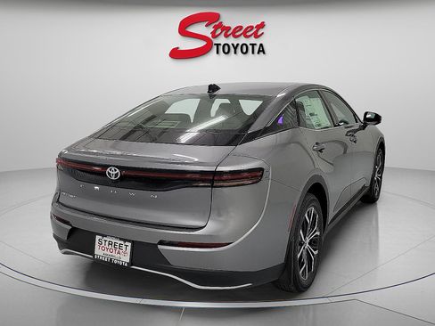 Certified 2026 Toyota Crown AWD/4WD image 4