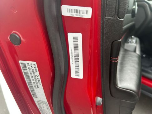 Used 2025 Jeep Compass Trailhawk image 28