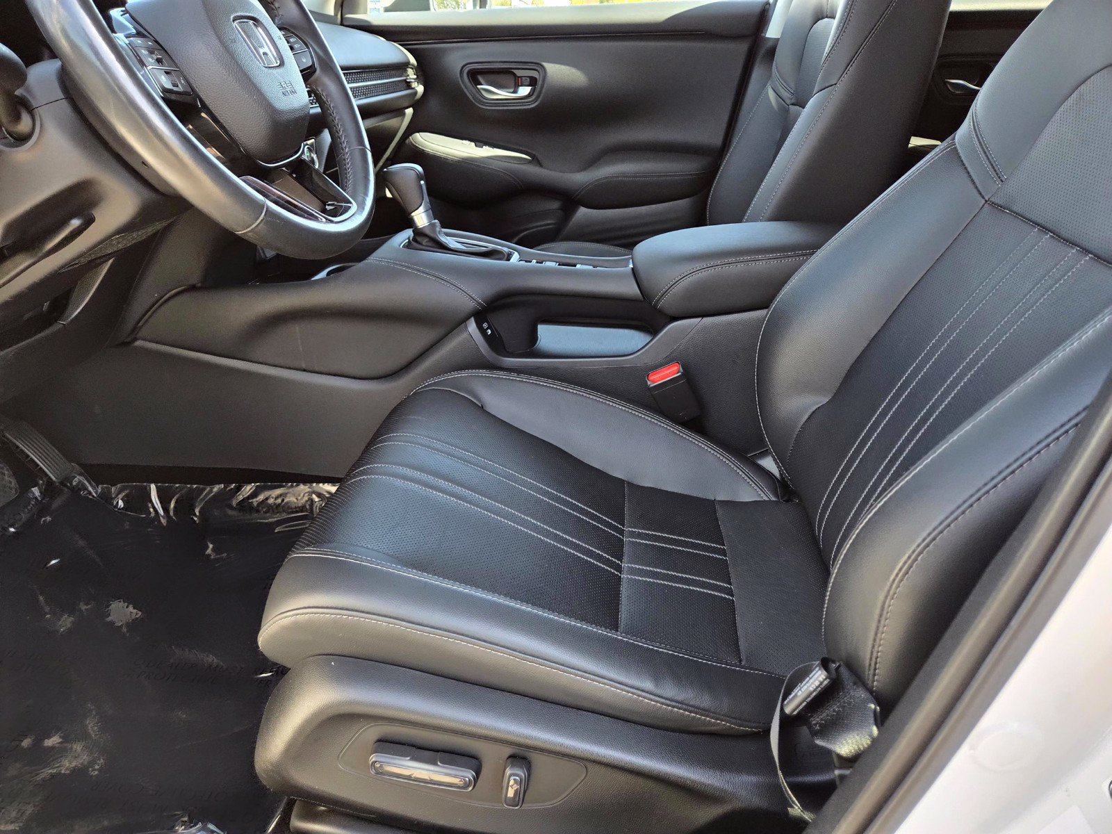 Certified 2024 Honda HR-V EX-L image 12