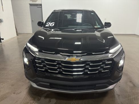 Used 2026 Chevrolet Equinox LT AWD/4WD image 7
