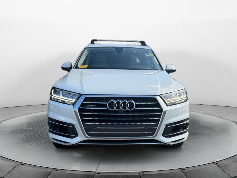 Used 2017 Audi Q7 3.0T Prestige AWD/4WD image 2
