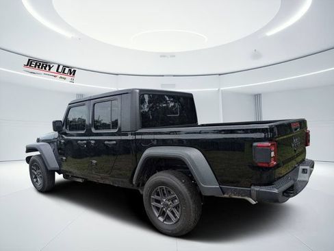 New 2026 Jeep Gladiator Sport AWD/4WD image 5