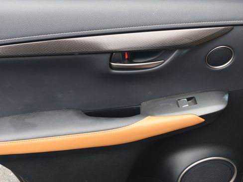 Used 2018 Lexus NX 300 AWD image 30