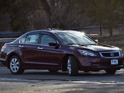 Used 2009 Honda Accord EX-L image 4