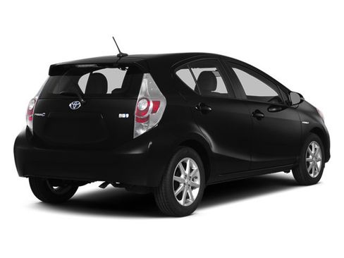 Used 2014 Toyota Prius C Two image 2