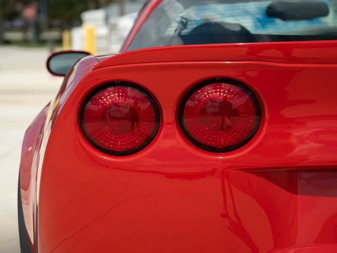 Used 2009 Chevrolet Corvette Z06 w/ Preferred Equipment Group RWD image 38