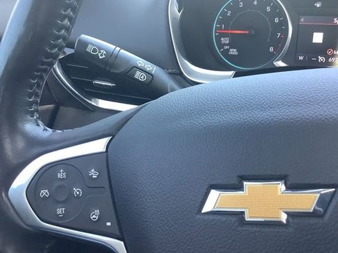 Used 2021 Chevrolet Traverse Premier AWD/4WD image 31