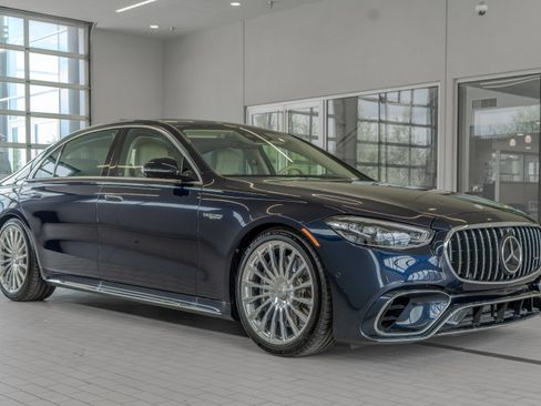 Used 2025 Mercedes-Benz S 63 AMG S image 12