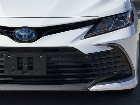 Used 2024 Toyota Camry LE image 8