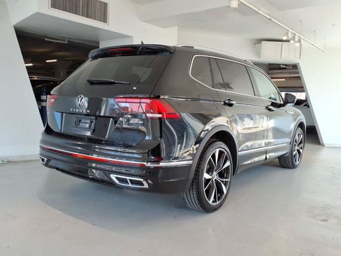 Used 2023 Volkswagen Tiguan SEL R-Line AWD/4WD image 4