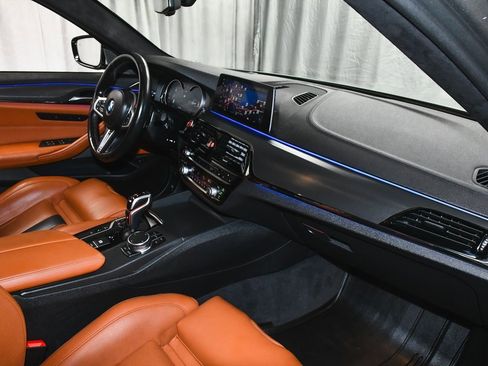 Used 2019 BMW M5 w/ Executive Package image 59