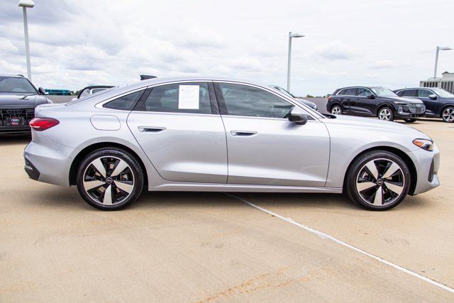 Used 2025 Audi A5 2.0T Premium Plus w/ Premium Plus AWD/4WD image 4