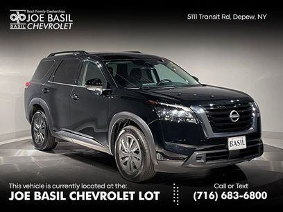 Used 2025 Nissan Pathfinder SV