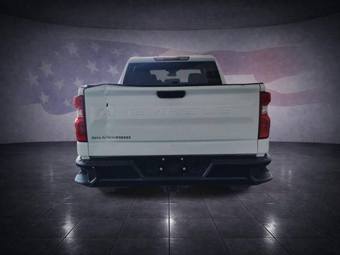Used 2023 Chevrolet Silverado 1500 W/T w/ Trailering Package AWD/4WD image 3