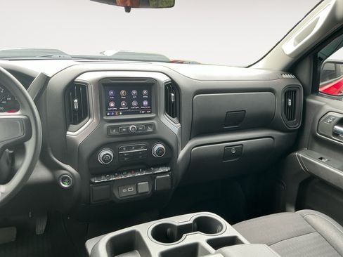 Used 2024 Chevrolet Silverado 1500 Custom Trail Boss AWD/4WD image 11