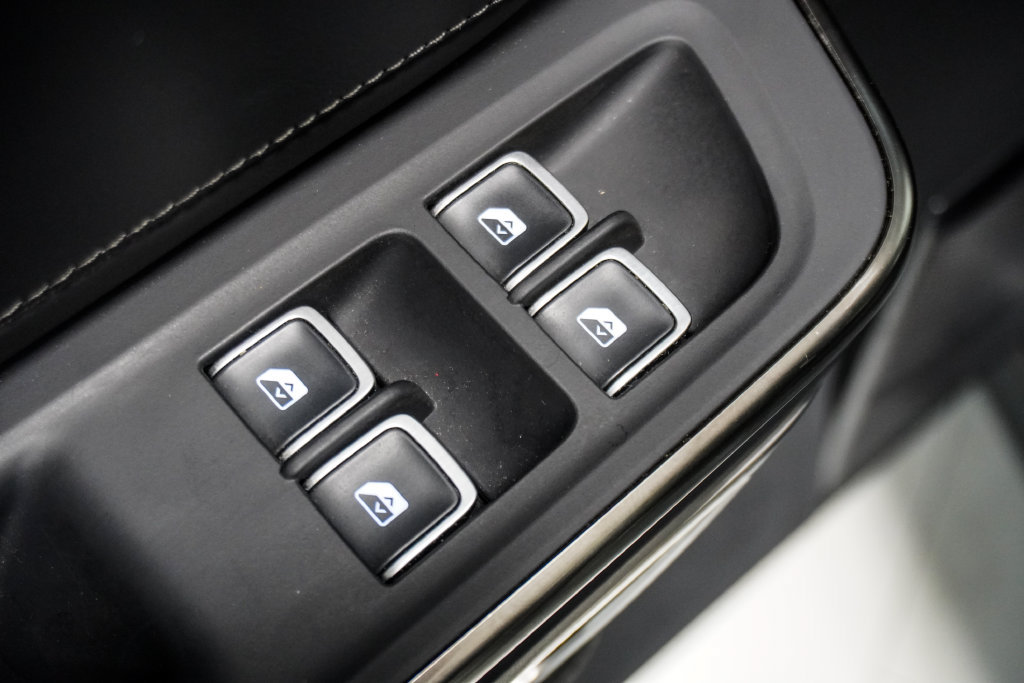 Used 2022 Rivian R1T Launch Edition AWD/4WD image 19