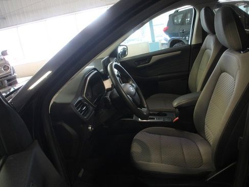 Used 2022 Ford Escape SE w/ Convenience Package image 14