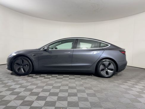 Used 2018 Tesla Model 3 Long Range image 2