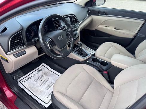 Used 2017 Hyundai Elantra Value Edition w/ Cargo Package image 38