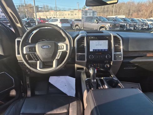 Used 2020 Ford F150 Lariat w/ Equipment Group 501A Mid image 12