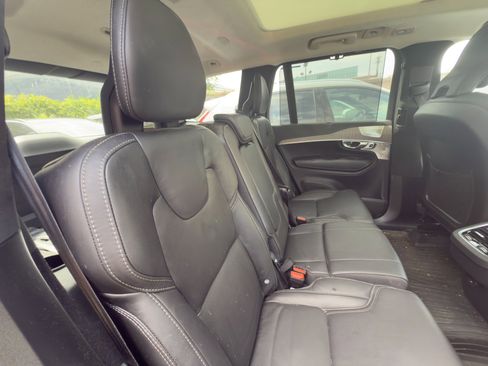 Certified 2023 Volvo XC90 B6 Ultimate w/ Lounge Package image 25