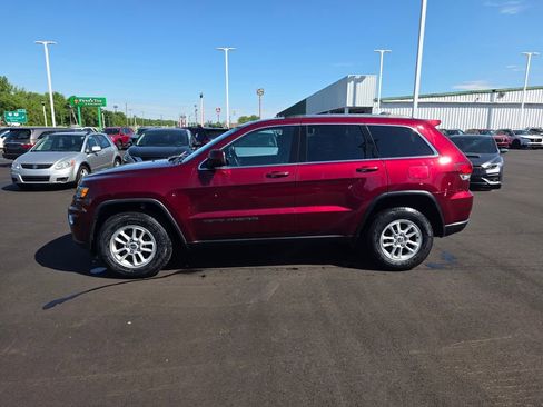 Used 2020 Jeep Grand Cherokee Laredo AWD/4WD image 5
