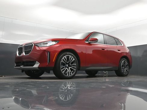 Certified 2025 BMW X3 xDrive30i AWD/4WD image 19