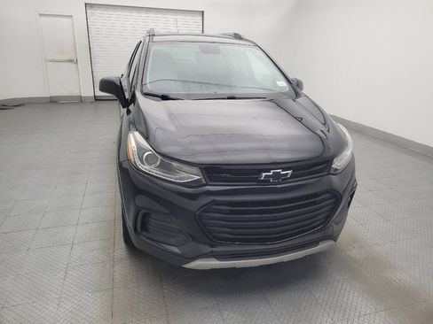 Used 2020 Chevrolet Trax LT w/ Redline Edition FWD image 14
