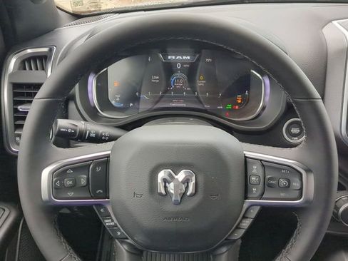 New 2026 RAM 1500 4x4 Crew Cab image 34