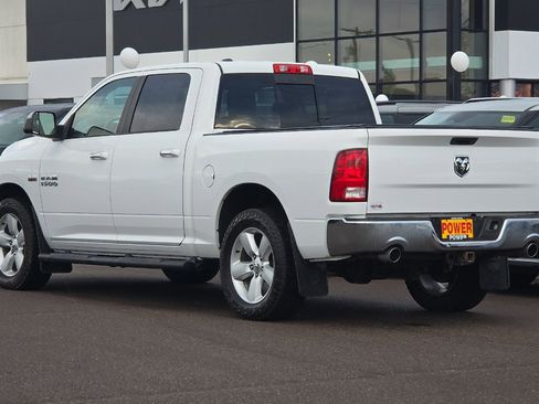 Used 2017 RAM 1500 Classic SLT w/ SLT Plus D￩cor Group image 6