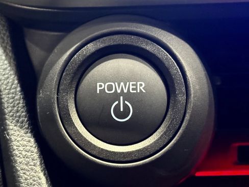 New 2026 Toyota Prius Plug-In Hybrid FWD image 25