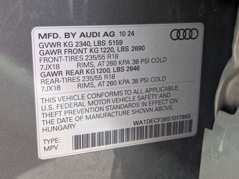 Used 2025 Audi Q3 2.0T Premium image 33