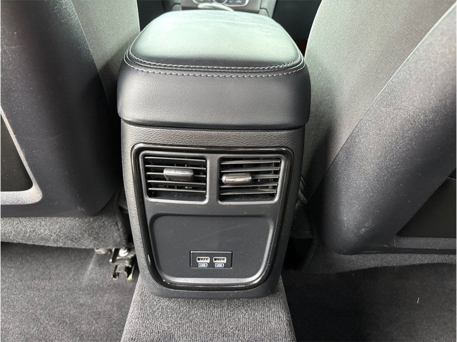 Used 2022 Dodge Charger R/T w/ Blacktop Package RWD image 35