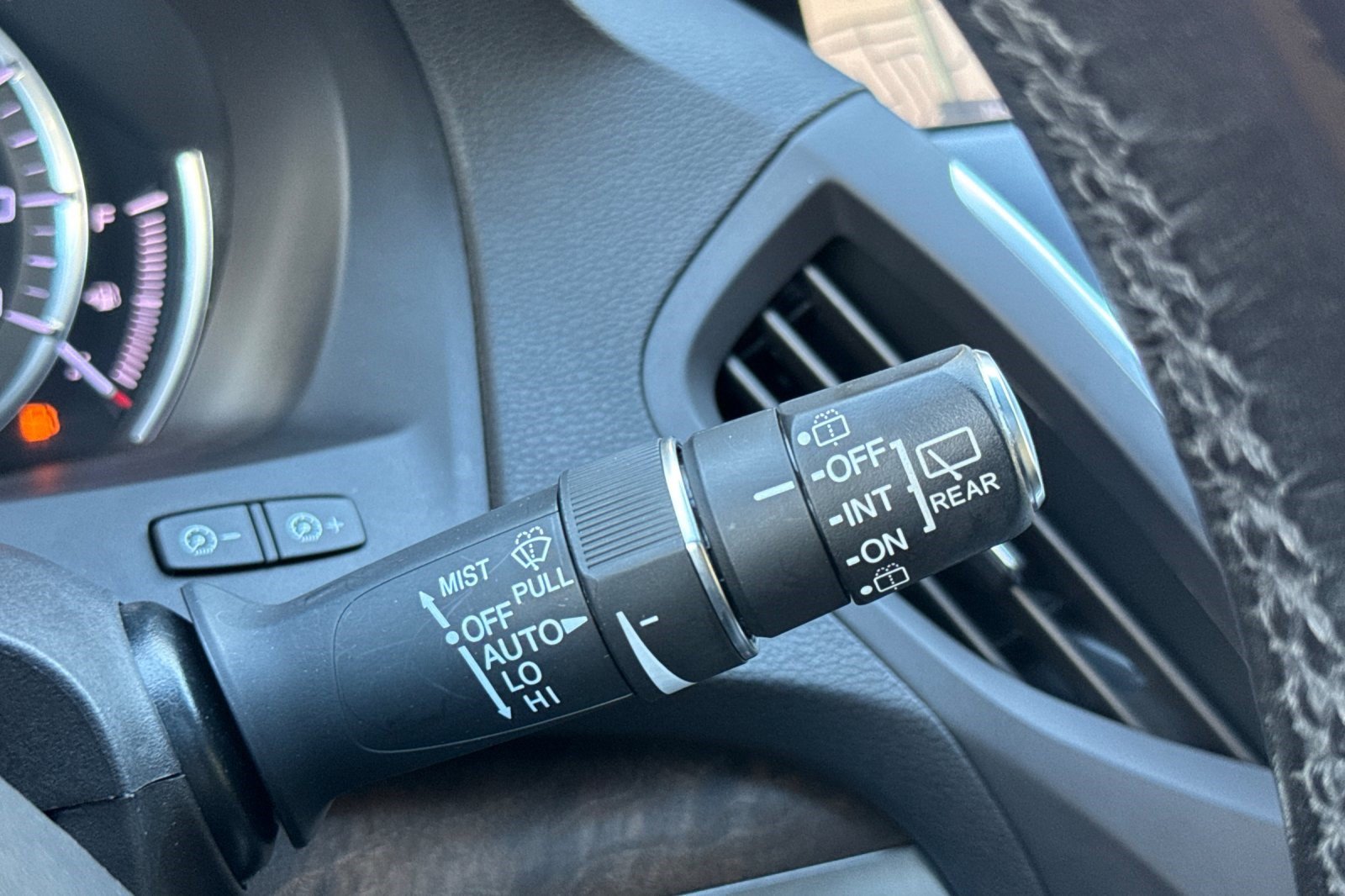 Used 2019 Acura MDX w/ Advance Package AWD/4WD image 35