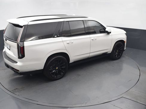 Used 2021 Cadillac Escalade Sport w/ Driver Assist Tech Package AWD/4WD image 50