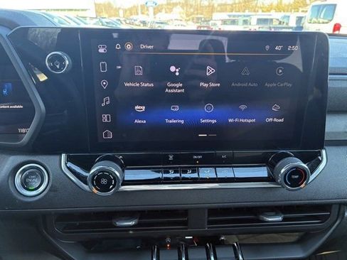 Used 2024 Chevrolet Colorado Trail Boss image 19