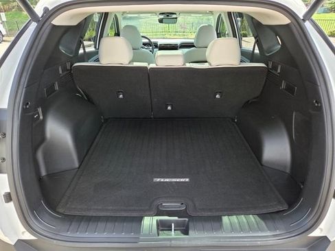 Used 2023 Hyundai Tucson Limited image 28
