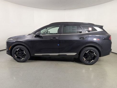 New 2026 Kia Sportage EX image 4