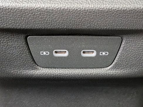 New 2026 Volkswagen Tiguan S image 18