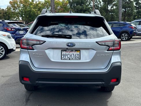 Certified 2025 Subaru Outback Premium image 6