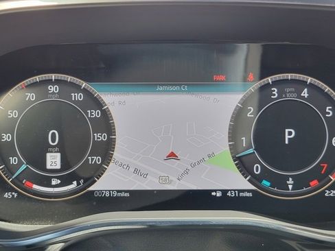 Used 2025 Jaguar F-PACE R-Dynamic S image 28