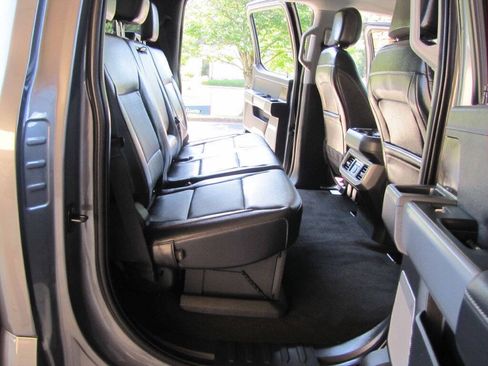 Used 2024 Ford F250 Lariat w/ Lariat Ultimate Package AWD/4WD image 20