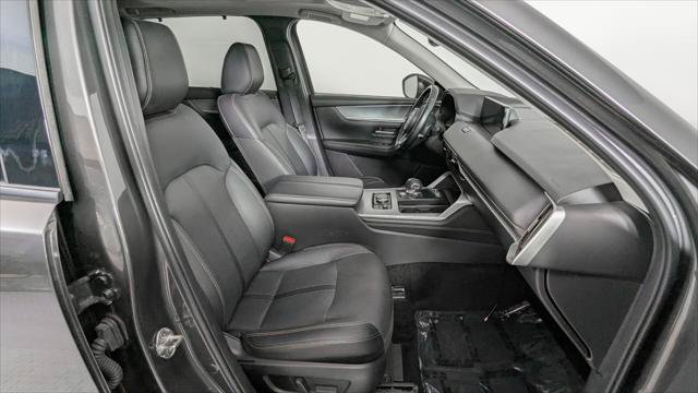 Used 2024 MAZDA CX-90 3.3 Turbo w/ Preferred Plus AWD/4WD image 27
