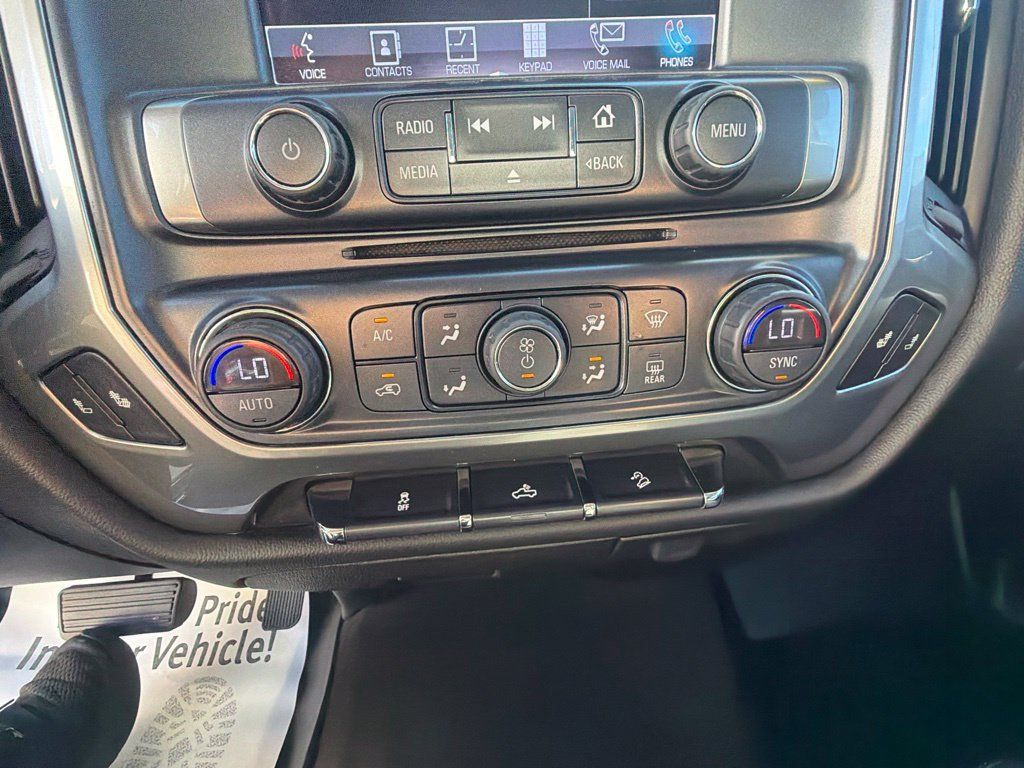 Used 2018 Chevrolet Silverado 1500 LT w/ All Star Edition AWD/4WD image 36