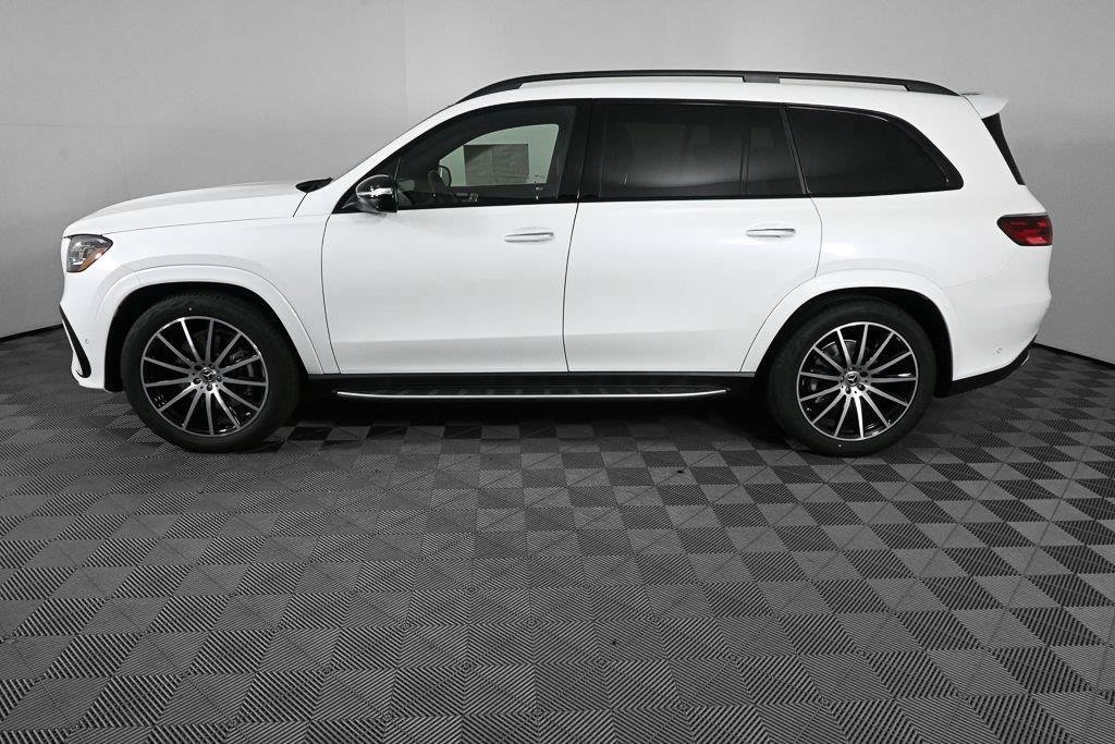 New 2026 Mercedes-Benz GLS 450 4MATIC image 3