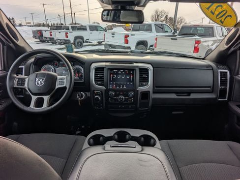 Used 2021 RAM 1500 Classic Warlock w/ Electronics Group image 8