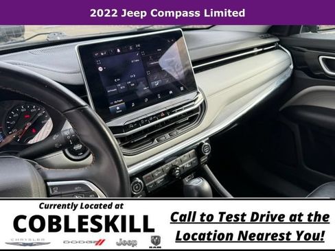 Used 2022 Jeep Compass Limited AWD/4WD image 12