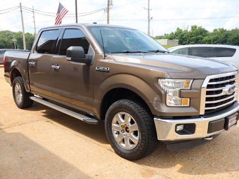 Used 2016 Ford F150 XLT w/ Equipment Group 301A Mid AWD/4WD image 8